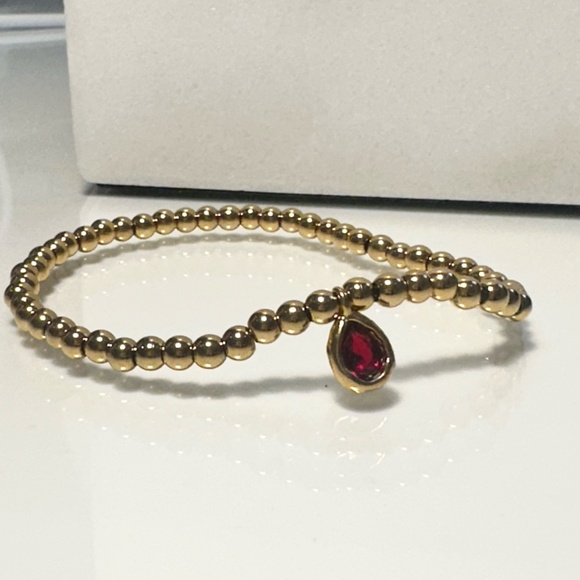 Gold Stainless Stretch Bracelet - Picture 1 of 4